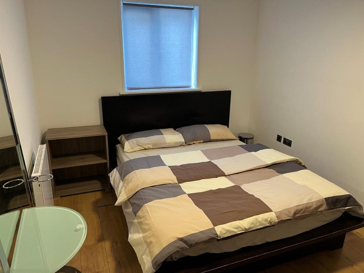 Three Bedroom House In Tooting By Star Apartments London Londres Exterior foto