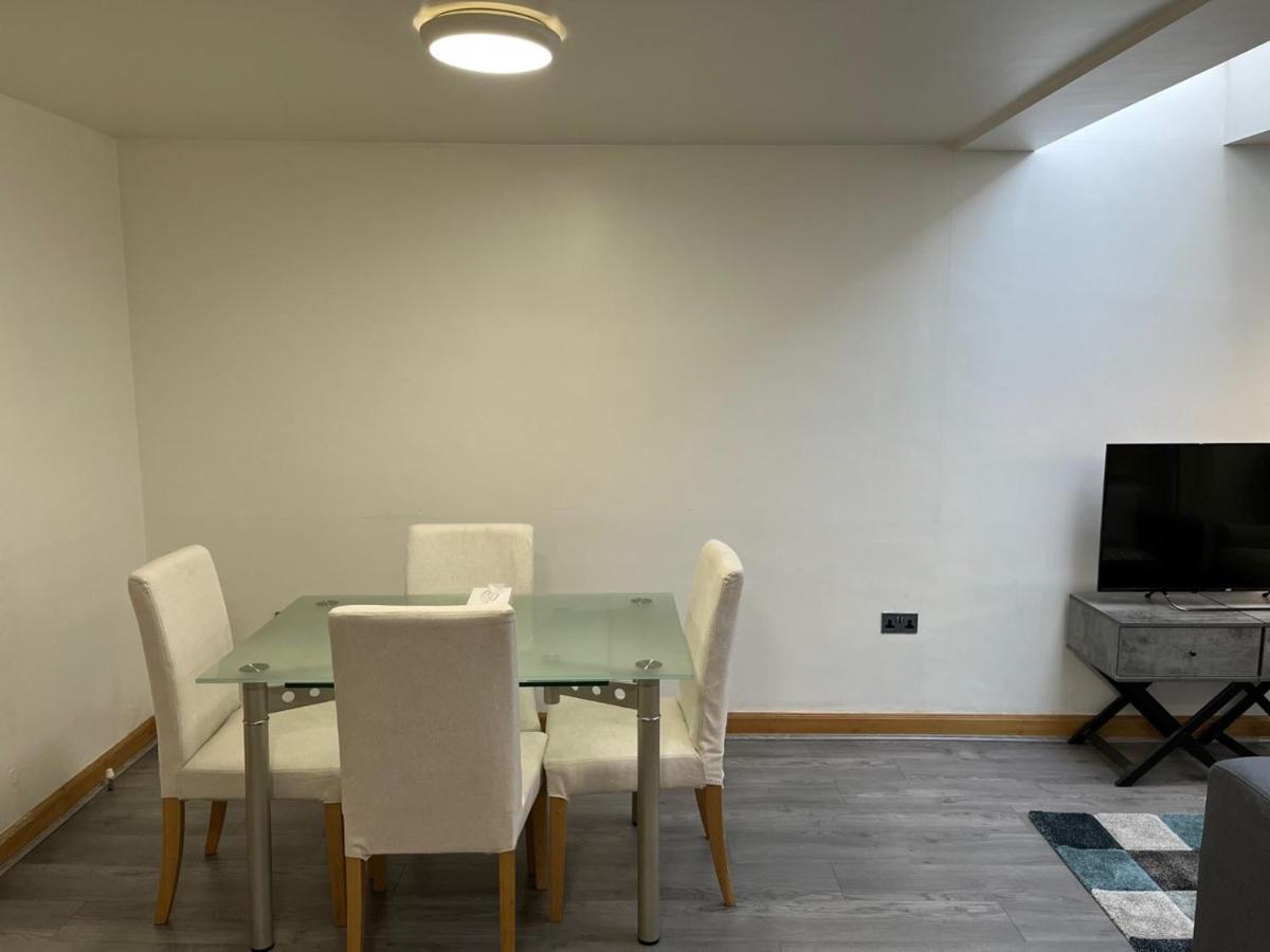 Three Bedroom House In Tooting By Star Apartments London Londres Exterior foto