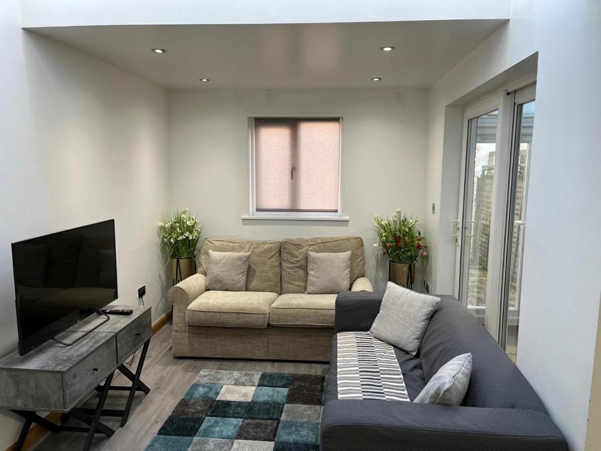 Three Bedroom House In Tooting By Star Apartments London Londres Exterior foto